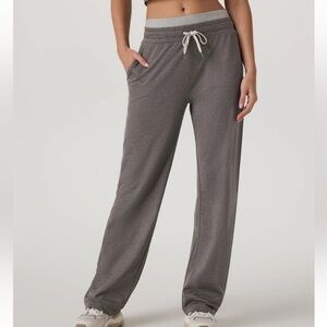 Vuori Halo Warm Up Straight Leg Pant Size Small